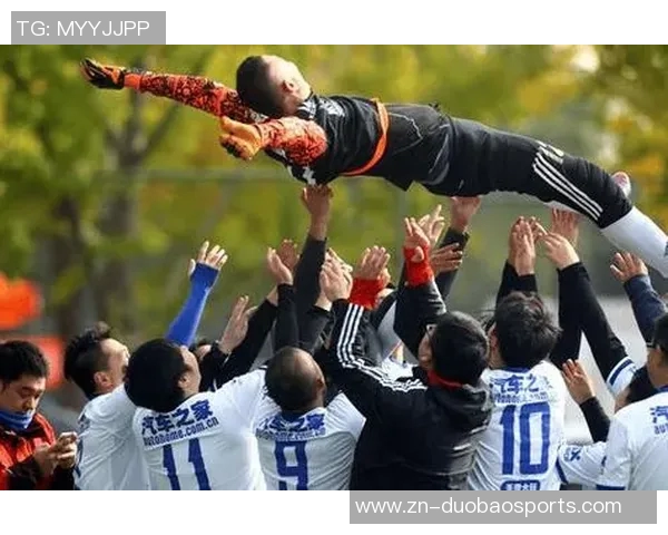 足球写手的梦想与坚持如何塑造精彩赛事背后的故事与情感